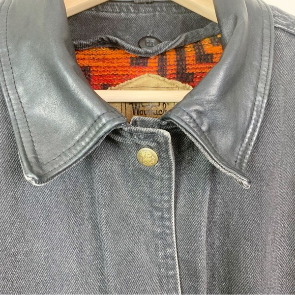 VINTAGE WOOLRICH Black Denim Jacket Serape Aztec Wool Lining Faded Distressed L - Picture 3 of 13